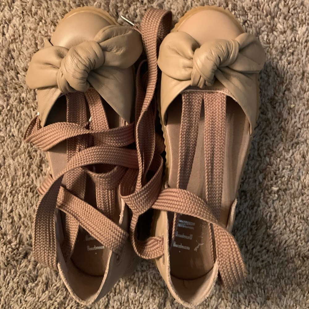 Summer shoes
